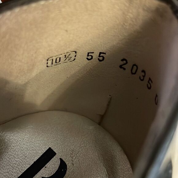 PETER KAISER BLACK PATENT HEELS.  SMALL PLATFORM IN FRONT.  NEW - Picture 9 of 9